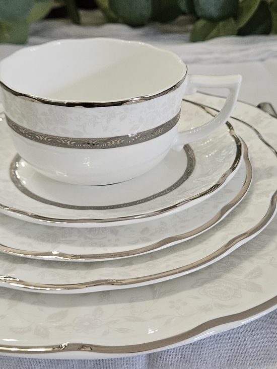 Mikasa Other - Mikasa Vintage Lace 5pc Place Setting (8 Available)